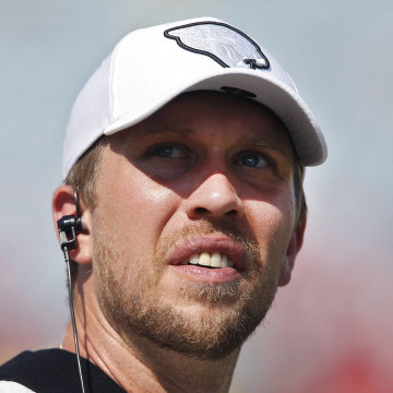 Colts QB Nick Foles exits game with rib injury